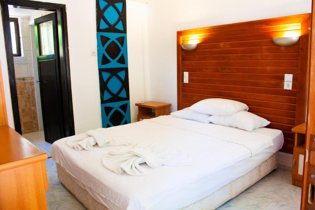 Naz Beach Bungalow Hotel In Antalya Kizilot Luaran gambar